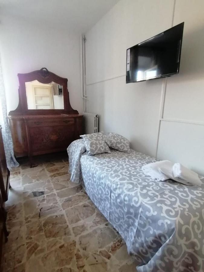Hotel Fiore & Fiocchi Podenzano Kültér fotó